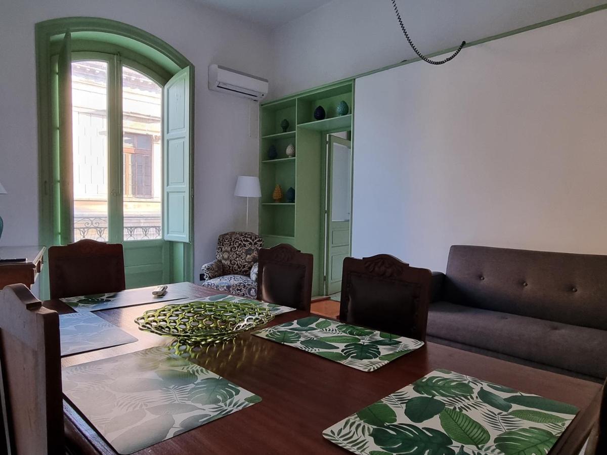 Piazza Politeama Apartment Palermo Ngoại thất bức ảnh